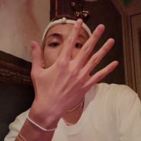 えぁ 𝐿𝐴𝑌𝑂(ꪜ)𝐸𝑅🧸 (@taehyushiee) 's Twitter Profile