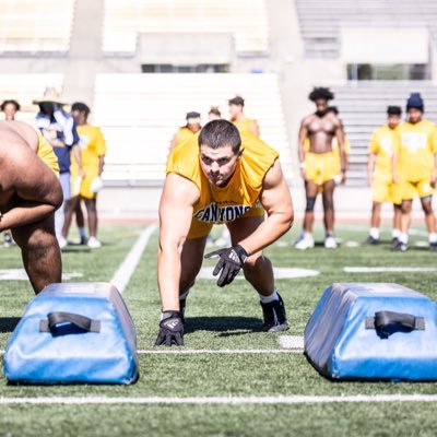 DT for College Of The Canyons‼️ | Phone: (570) 328-9311 | Email: mariokljajic2002@icloud.com | 6’3 | 280 | 3.4 GPA | ‘24 Spring Grad | NCAA ID: 2210697586