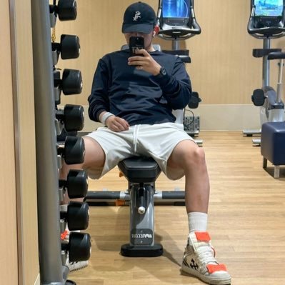 rrr__4545's profile picture. 