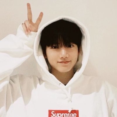 jk486tm's profile picture. 한여름 후드티