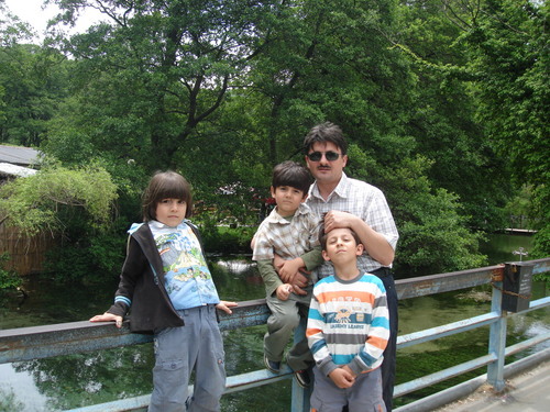 tozipek's profile picture. Psikolojik Danışman  
Sanmaki DERT sadece sende var
Sendeki derdi NİMET sayanlar var.