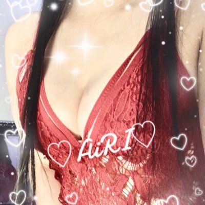 疲れたあなたの身も心も癒します💕程よいムチムチが気持ちいいと好評💋身長が小さい分たくさん動いて密着しちゃうっ🥰何も考えずに身を委ねてね💕愛理のマッサージで癒しの時間をお届けします🧜‍♀️ご予約はお電話かDMにて🌈✨️あなたとの出会いを大切に…🌹 ＃メンズエステ ＃川口 #熟女 #ムチムチ