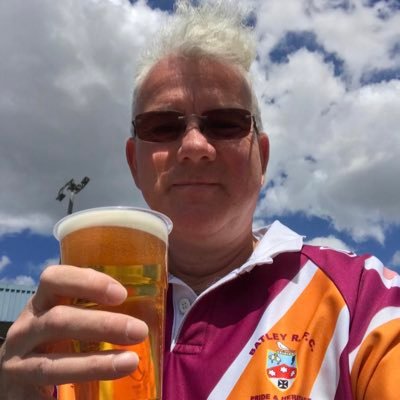 Husband, dad, grandad, uncle …. vintage bus fanatic (EYMS,KHCT), follower of Hull FC, Batley Bulldogs, Hull Vikings, Bowie, Morrissey, Floyd and Genesis.