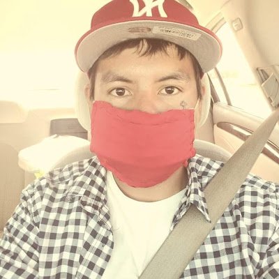 Hi Im Dakota but you can call me Wreckless_. I'm from Oklahoma and I Skateboard and Rap, follow me and check out my website below v