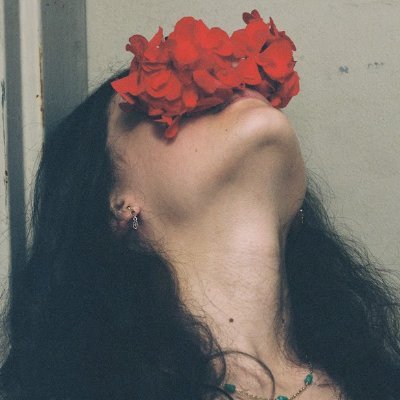 RosemaryRi95875's profile picture. 