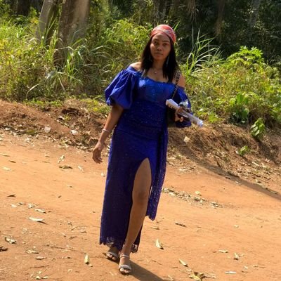 Cynthiazinny27's profile picture. 