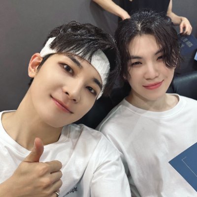 my_loves_svt_w1's profile picture. - ♡ 11 shining stars (^^)
- ♡ 13 shining diamonds (^^)
- riizeeeeeeweeee