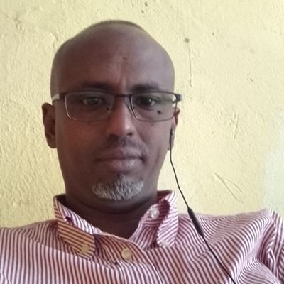 Je m'appelle Bahdon Abdi et je suis enseignant depuis 18 ans. Passionné de Web, j'ai créé La Gazette de Djibouti et Mon École Djibouti.