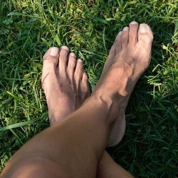 Pagina dei dedicata agli amanti dei bei piedi maschili 👣👣
Segui anche pagina su IG , link in privato💙