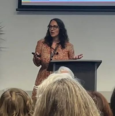 Speech and Language Therapist | Blogger Bilingualism | Home Educator |
Online speech and language courses for parents