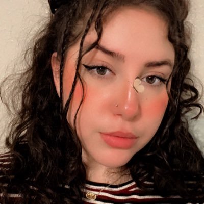 GDarling194's profile picture. Confident Yoga practitioner finding inner peace. 🎮 Stay updated, and follow me!