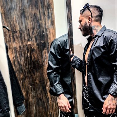 Shahil_S's profile picture. Bios - Not your stereotypical Information Systems Engineer. Founder of The Midas Touch, and yes, that's Steve Wozniak co-founder of Apple.