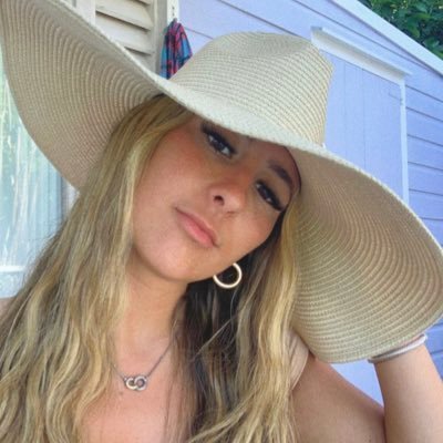 delight237's profile picture. Blossom Making a difference one step at a time. 🧘‍♀️ Stay updated, and follow me!