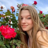 Adam (@charmingrose09) 's Twitter Profile