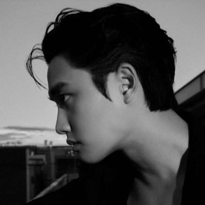 sehunsuhoexol9's profile picture. - you look cute :) -we are one 🤍