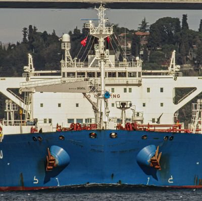 independent ship spotter and ship analyst who documents ship movements, technical details, and industry trends. #spotting
👉 instagram/@shipspotter_hayriyay