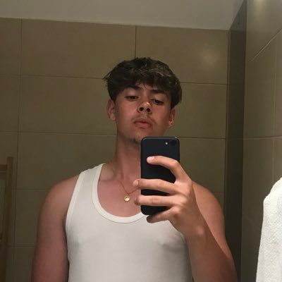 kirayftn's profile picture. 🥊