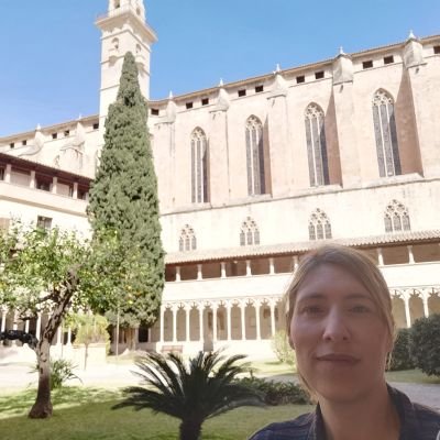 Historiadora de l'art.
Col•laboradora del Grup de Conservació del Patrimoni Artístic Religiós (CPAR)
