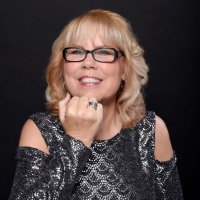 Nancy Zell (@rhinestonediva) Twitter profile photo