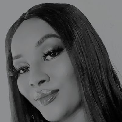 martha_royalty's profile picture. Hello, I'm Martha Adeyanju. A  creative UI/UX / product  Designer/ Graphics designer/ Architect.