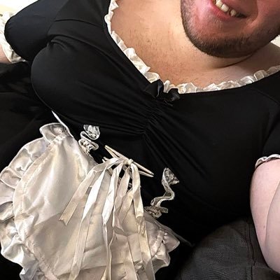18+ Account NSFW                                                 Gender Queer🏳️‍🌈ABDL Submissive                  Taken By Mummy