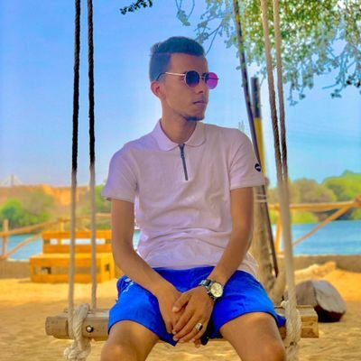 تافه جداا😂💫،و فكاهى في نفس الوقت😔،الأهلي وبس💙💜،وظنى فيك يا ربي جميل❤،اللهّم فرحهَ ترد الروح 💜