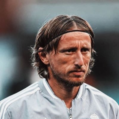 @realmadrid ⚪️/ @lesverts🇩🇿/ @lukamodric10 🏴‍☠️. 𝙈𝙤𝙣 𝙘𝙤𝙢𝙥𝙩𝙚 𝙨𝙚𝙘𝙤𝙣𝙙𝙖𝙞𝙧𝙚 : @Lavista07 🏴‍☠️.