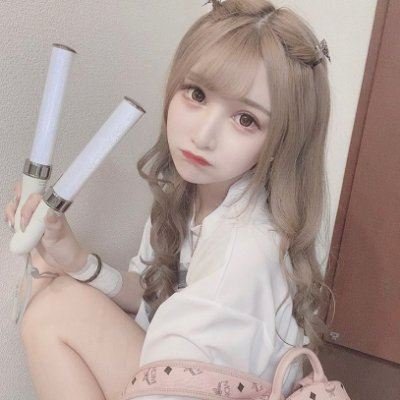 お金持ちママさん紹介してます🌹ママ活男子が不足してます🌹地域に縛りはありません🌹アルバイトを辞める方が続出中🌹フォロバしてくれた人にママさん紹介🌹
