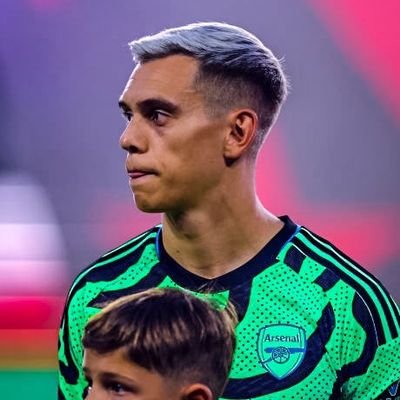 I trust nobody, just myself and God 🙏🏾
The past is not the present and the present is not the past 🕜
My life, nobody's business ⚒️🤷🏾♂️