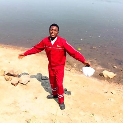 DikambaJos17498's profile picture. 