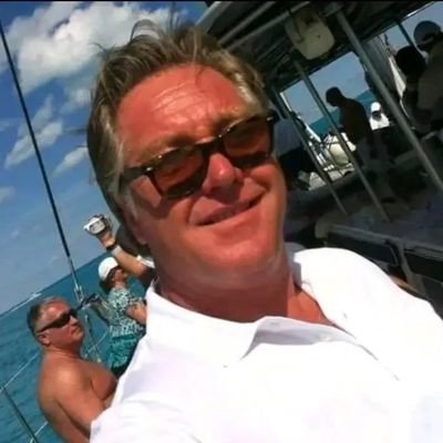 james_foxcom's profile picture.