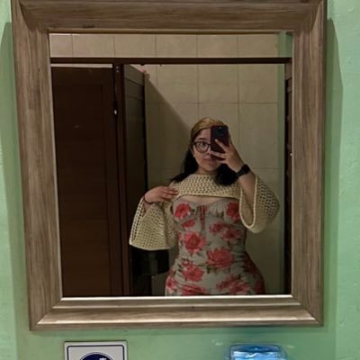 arseplica's profile picture. psych