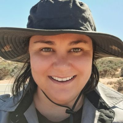 Dr Sharyn Hickey Profile