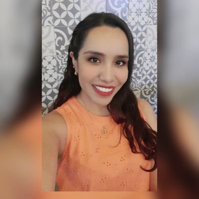 Tierna, dramática, pervertida, risueña. Multifacética. Médico. R3 de Pediatría. Regreso follow y unfollow. NO DM.