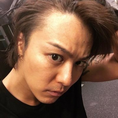 𝐄𝐗𝐈𝐋𝐄 𝐓𝐀𝐊𝐀𝐇𝐈𝐑𝐎
Artist
EXILE TAKAHIRO Official Instagram / アーティスト