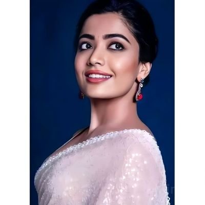 Fan of @iamrashmika from #jharkhand (#Dhanbad).
Rashmika Mam kept only one thing in her mind since childhood....
Believe in yourself anything else possible.