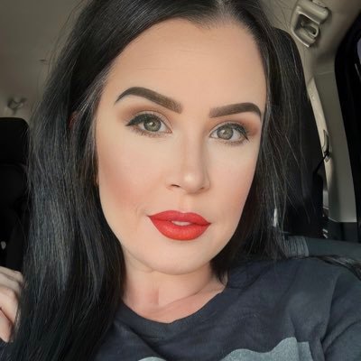 Spooky Mama x3. Wife. Current Hospitality Major. Former WDW CM. UOAP. Halloween & Horror. Vintage Inspired. Theme Park, Harry Potter & Disney aficionado.🕸🖤