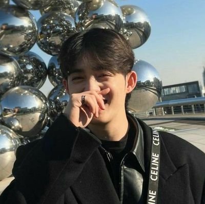 _aphillaley17's profile picture. acc 🍒