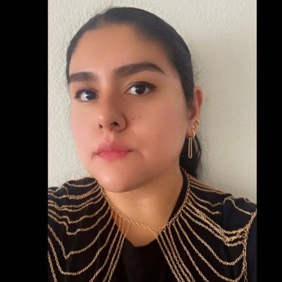 Una chica excelente. Bastante loca a ratos. A veces tan triste. A veces muerta de risa. A veces mala. - Cortázar | PhD | Founder @LatinxATs