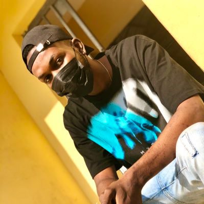 Thespian 🎭 |MUFC🫂|Sunday School Dropout💀| 4k followers??