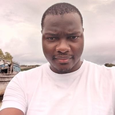 God fearing|Family man|Accountant|
keep pushing!