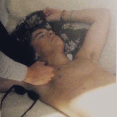 swcrtrry's profile picture. #NIALL : « hey lovers »