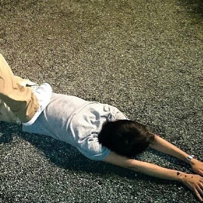明日から本気出したいクズ。読書、麻雀、音楽、podcast(コテンラジオ、愛の楽曲工房、ギチの完全人間ランド、新型オトナウィルスetc...)。修士(哲学)、専門は現代形而上学。