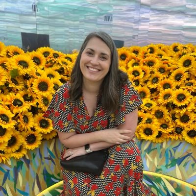 🎨 Visual Arts and Primary Teacher since 2004 and Secondary Visual Arts Teacher since 2016 🎨👩🏻🏫Year 2 class teacher 2021 👩🏻🎨Artist since I can remember