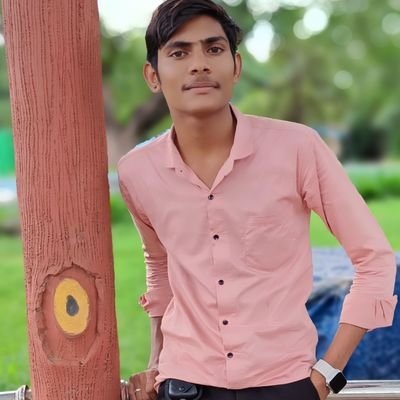 Mahendarsain14's profile picture. मुसीबत 💥में हैं हिन्दुस्थान🇮🇳 अब
जल्लाद🙄 बनना होगा 
मुझे भगत सिंह💂 और 
तुझे आजाद 💂बनना ही होगा।

कट्टर हिन्दू 🚩🚩
जय श्री राम 🚩🚩