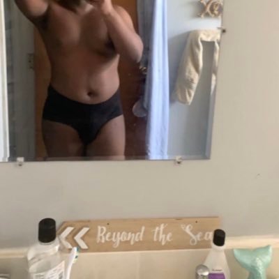 New to this whole X/Twitter thing lol… support my content.. I’m with all that kinky freaky shit😈where all the bbc and thick big booty hood niggas at!Dms open!