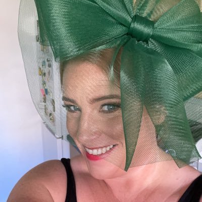 Dawny1875's profile picture. Mother of 1 boy, 1 girl, 1 staffy & 1 huffy ginger cat. Passionate about Hibs and Early Years provision.