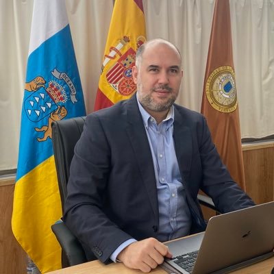 tirsoester_'s profile picture. 