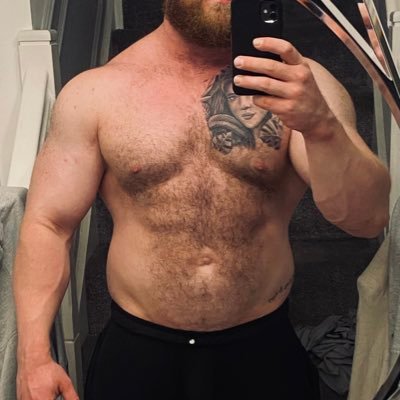 6ft/19 stone of pure beef here to dominate you 😈   muscle worship - findom - domination