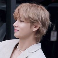 kristina (@kvtinny) 's Twitter Profile Photo